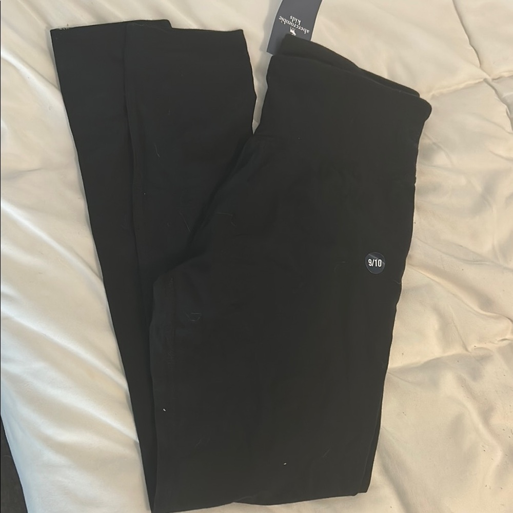 Abercrombie Kids Black Leggings Comfortable and Versatile